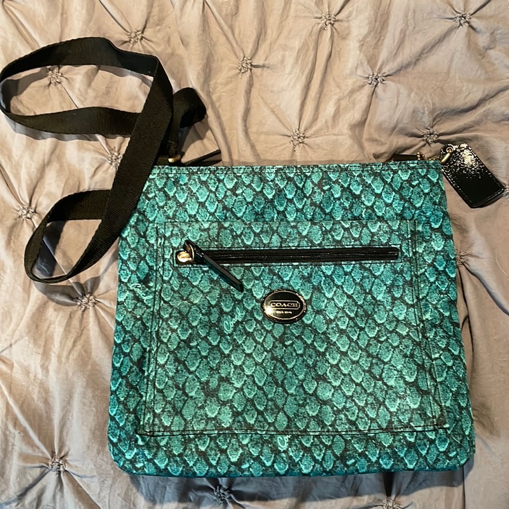 Beautiful coach cross body bag